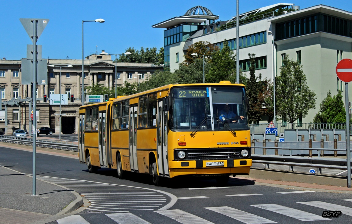 Венгрия, Ikarus 280.52 № AFF-670