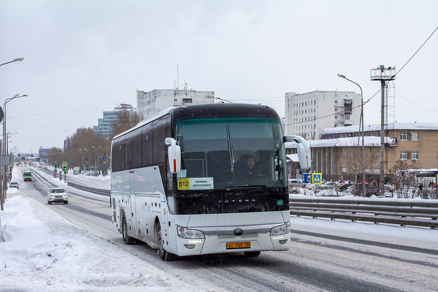 Тюменская область, Yutong ZK6122H9 № АС 709 72