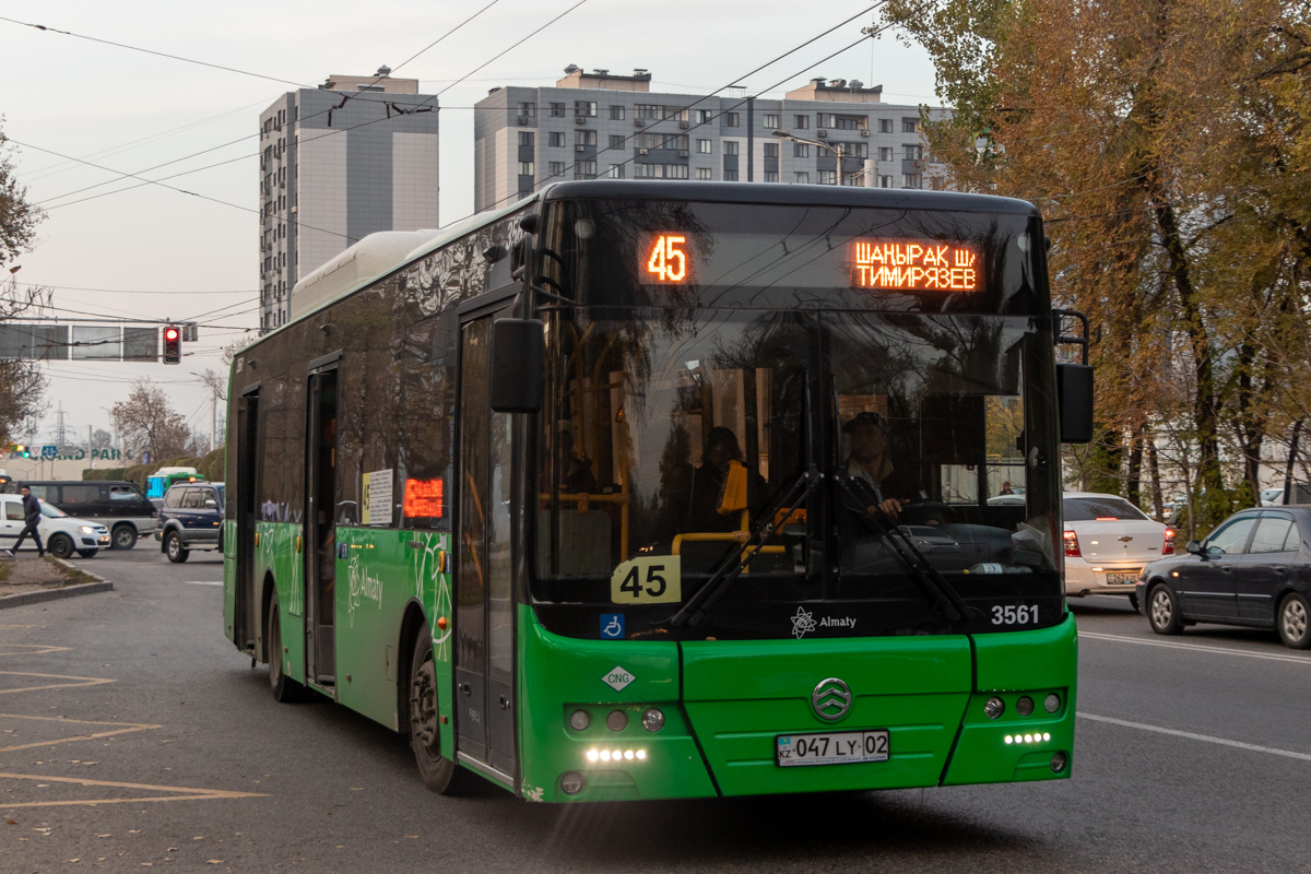 Алматы, Golden Dragon XML6125CN (Hyundai Trans Auto) № 3561