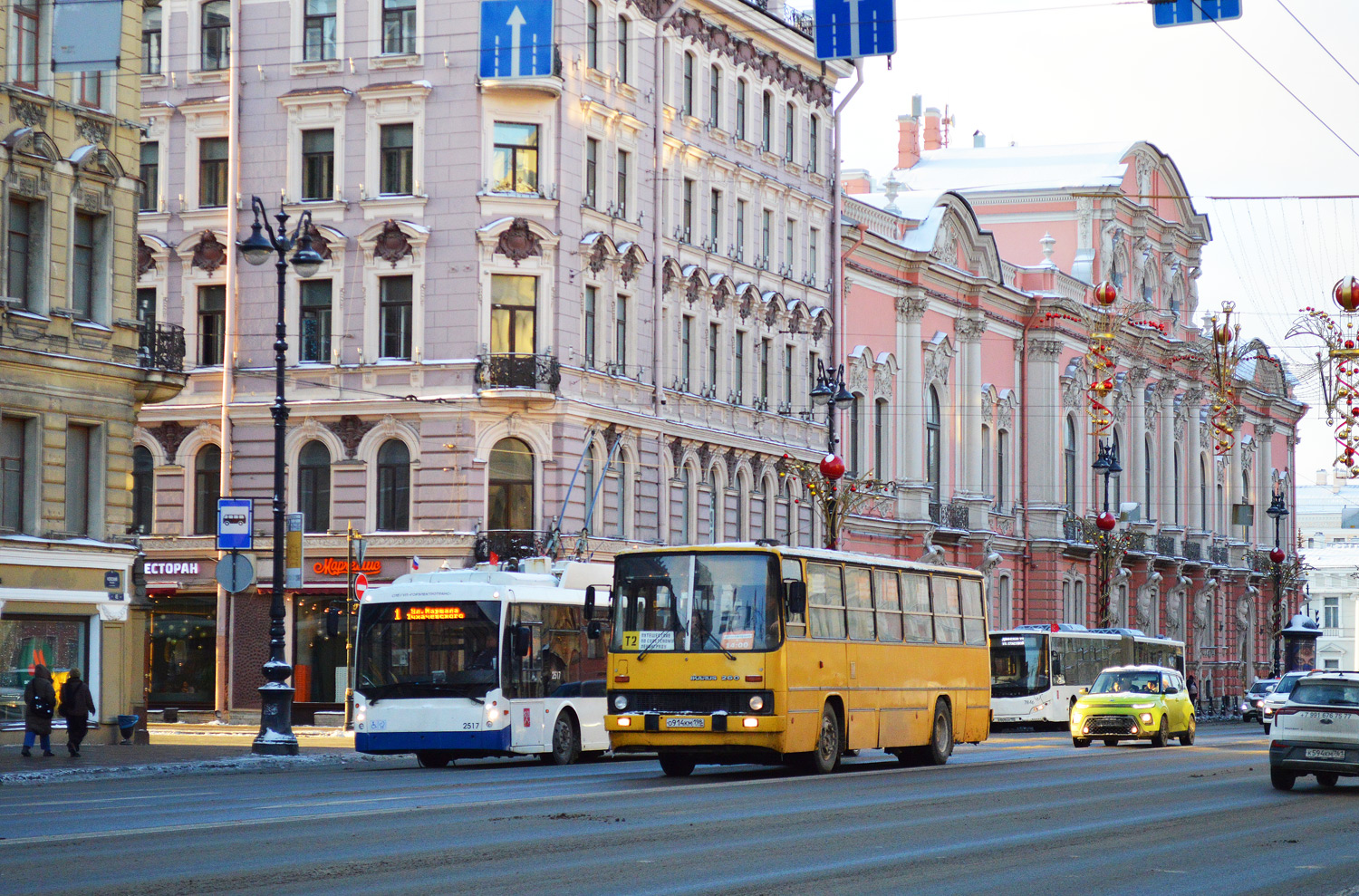 Санкт-Петербург, Ikarus 260.51F № О 914 КМ 198