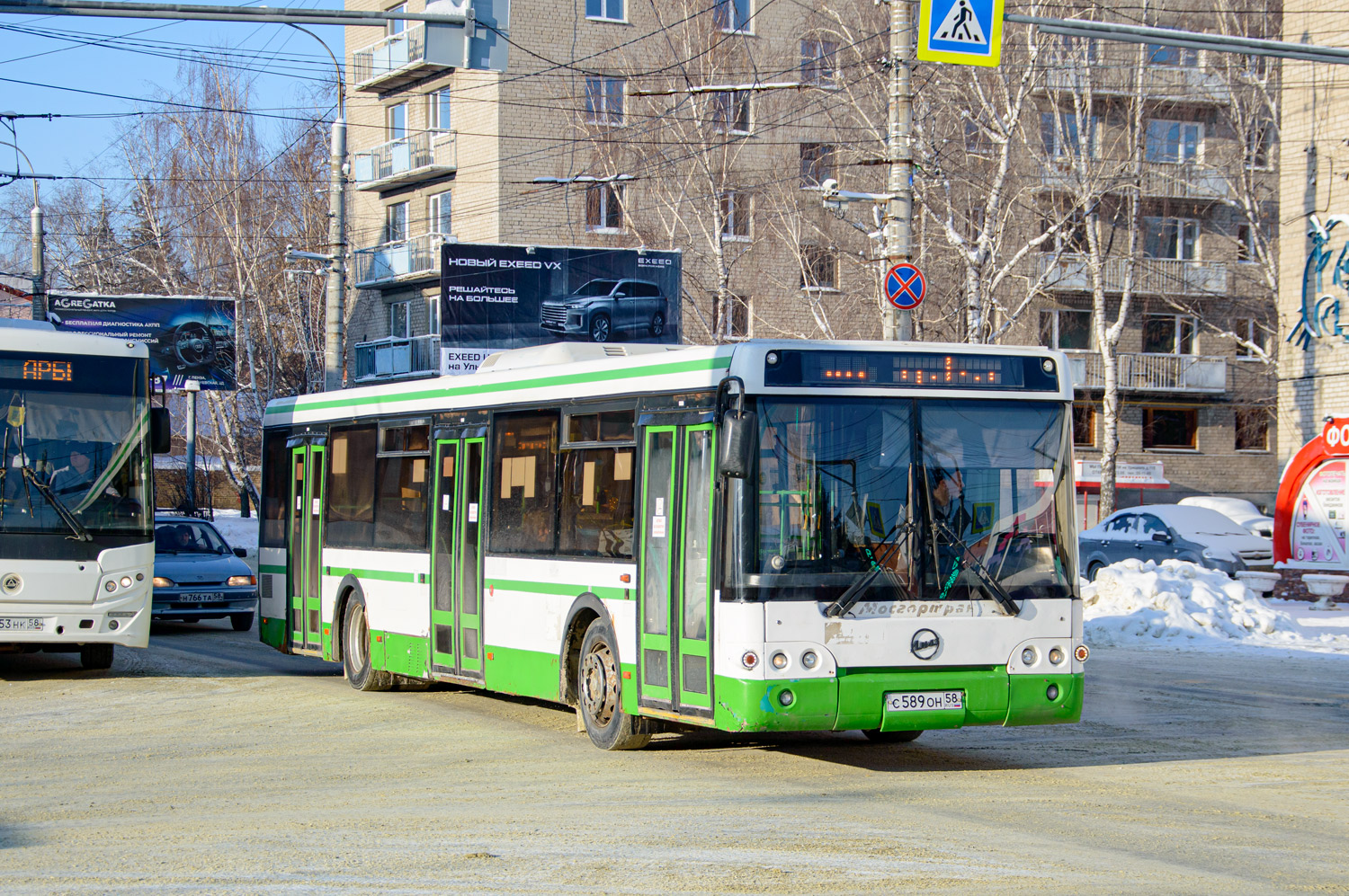 Penza region, KAvZ-4270-70 № Р 553 НК 58; Penza region, LiAZ-5292.21 № 474