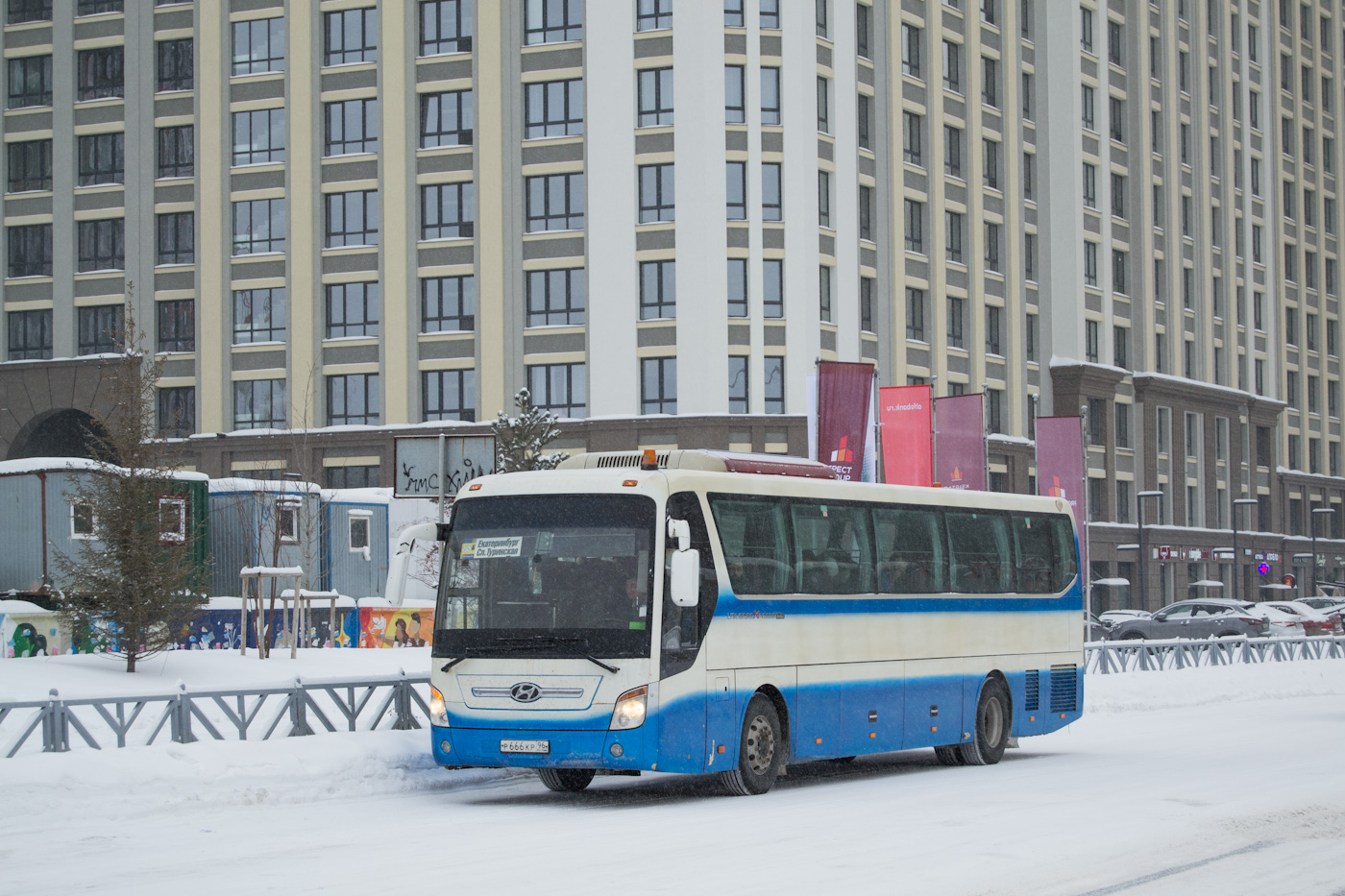 Свердловская область, Hyundai Universe Xpress Noble № Р 666 КР 96