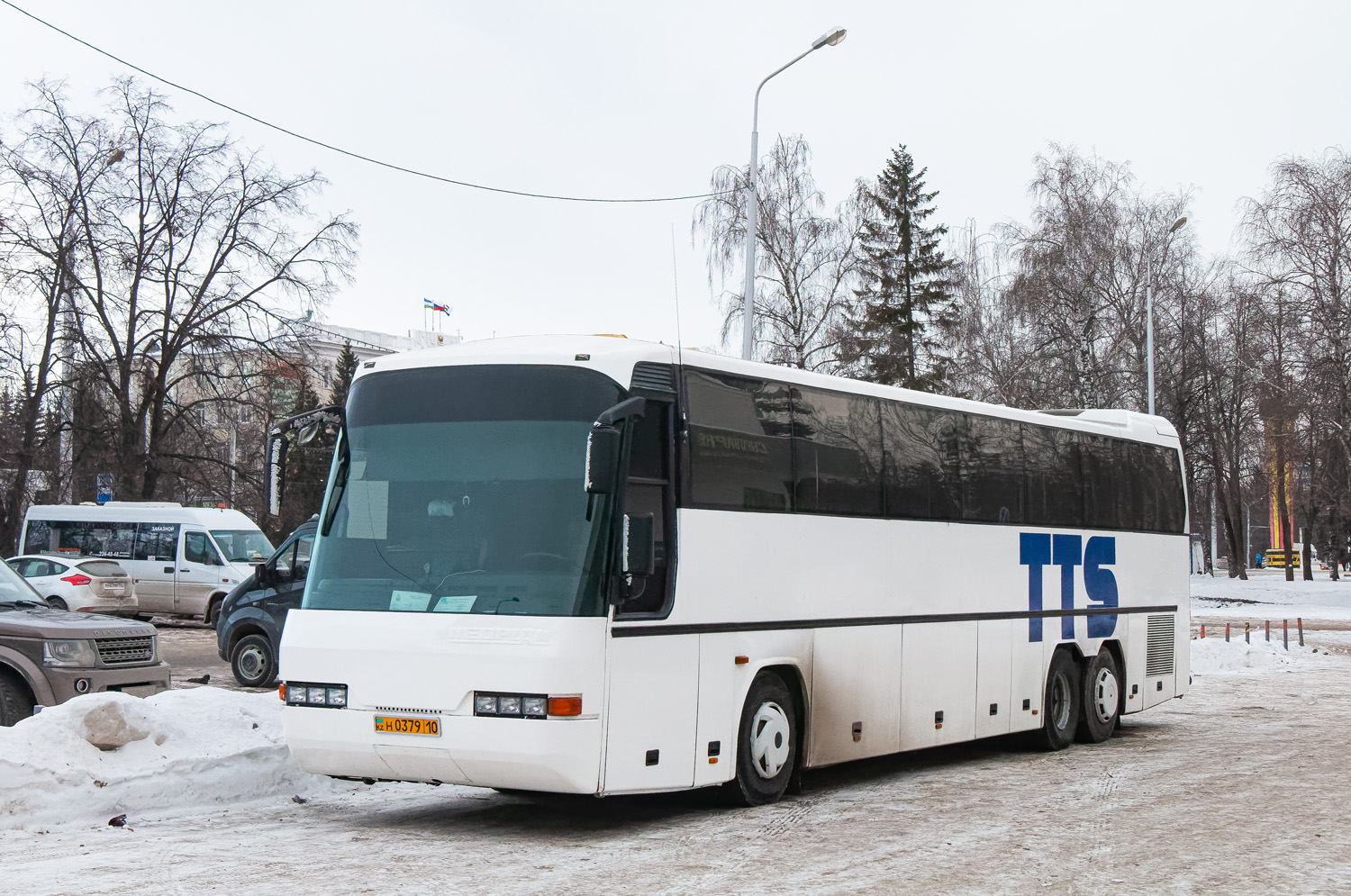 Obwód kustanajski, Neoplan N316/3SHD Transliner Nr H 0379 10