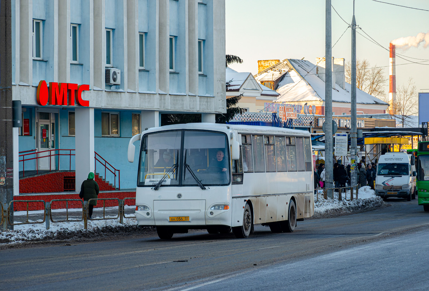 Брянская область, КАвЗ-4238-61 № АН 056 32