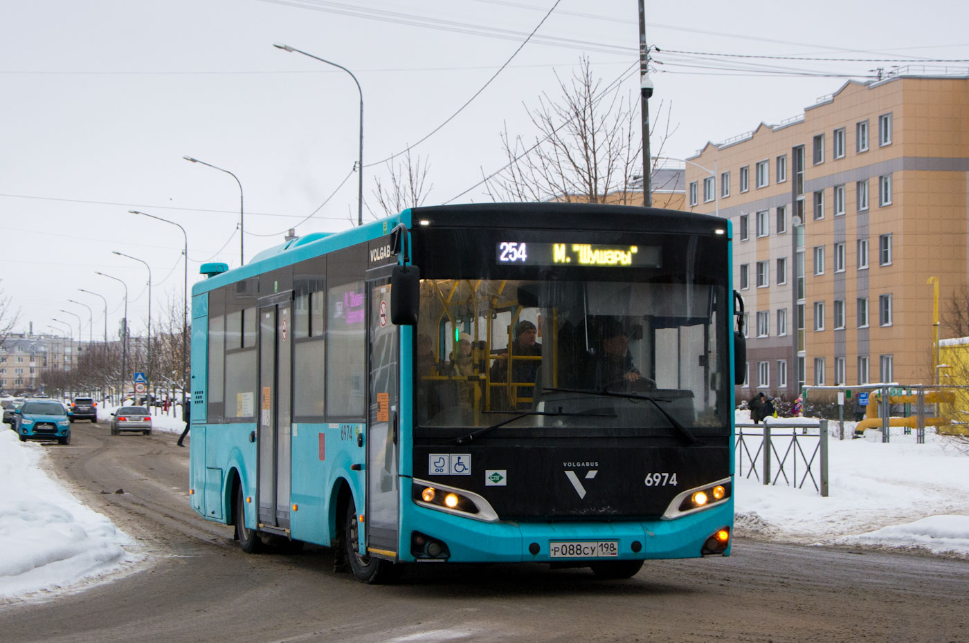 Sankt Petersburg, Volgabus-4298.G4 (LNG) Nr. 6974