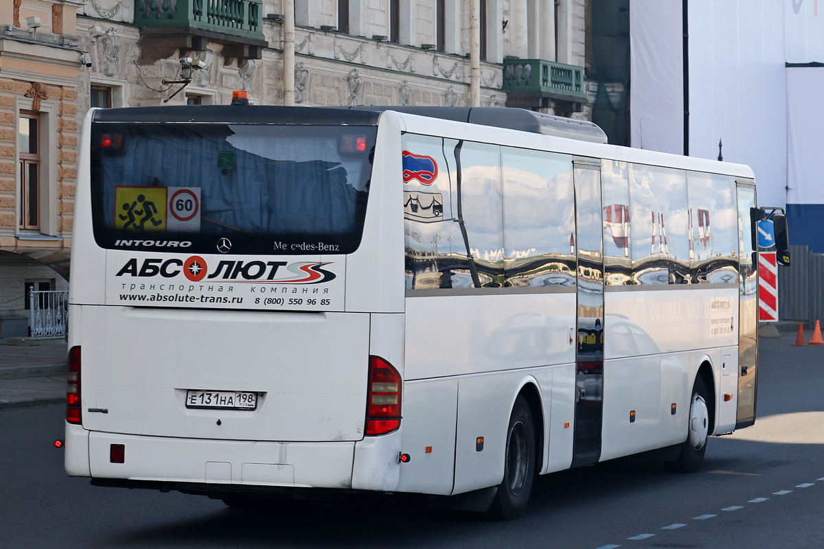 Санкт-Петербург, Mercedes-Benz Intouro II № Е 131 НА 198