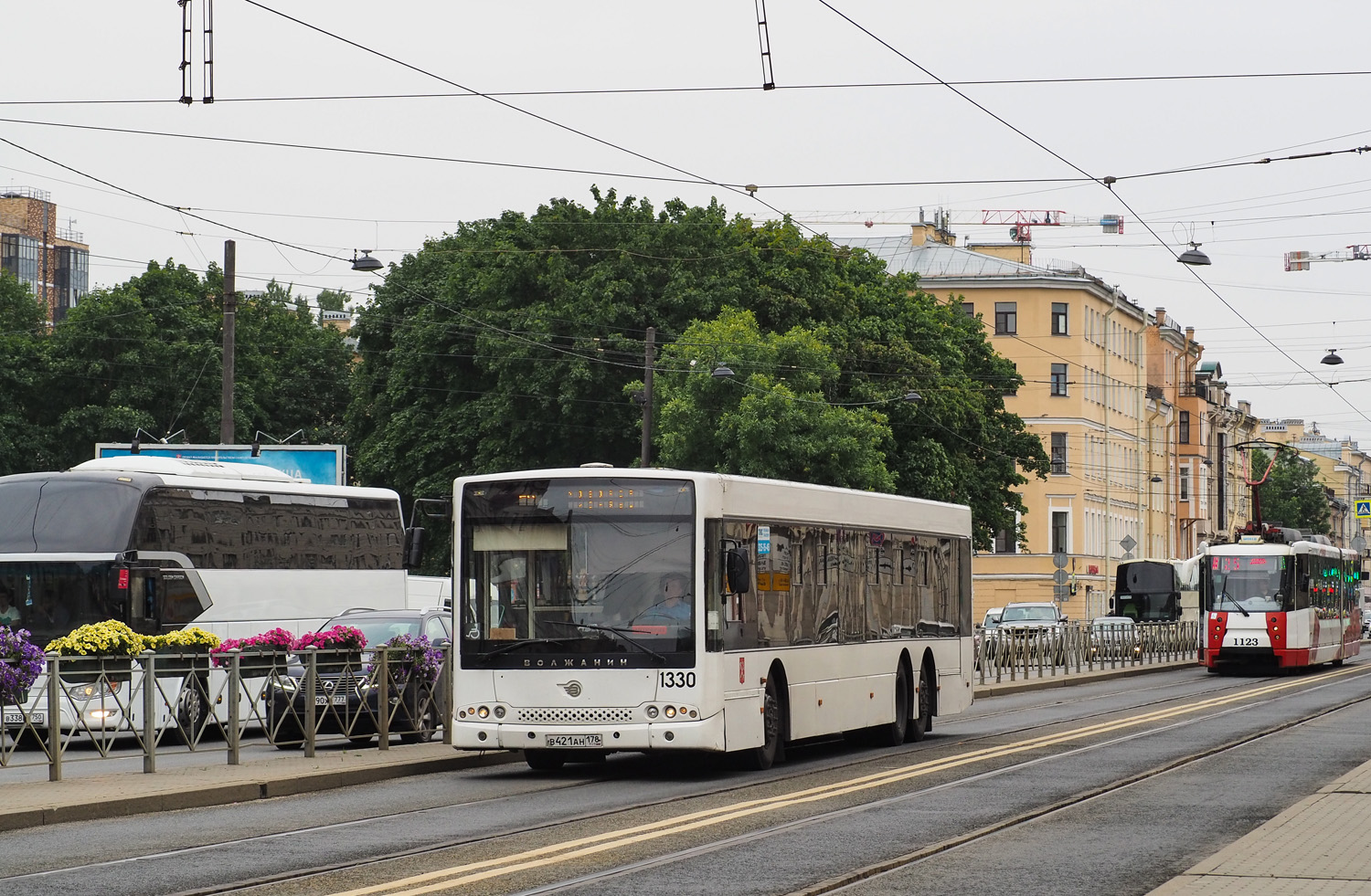 Санкт-Петербург, Волжанин-6270.06 