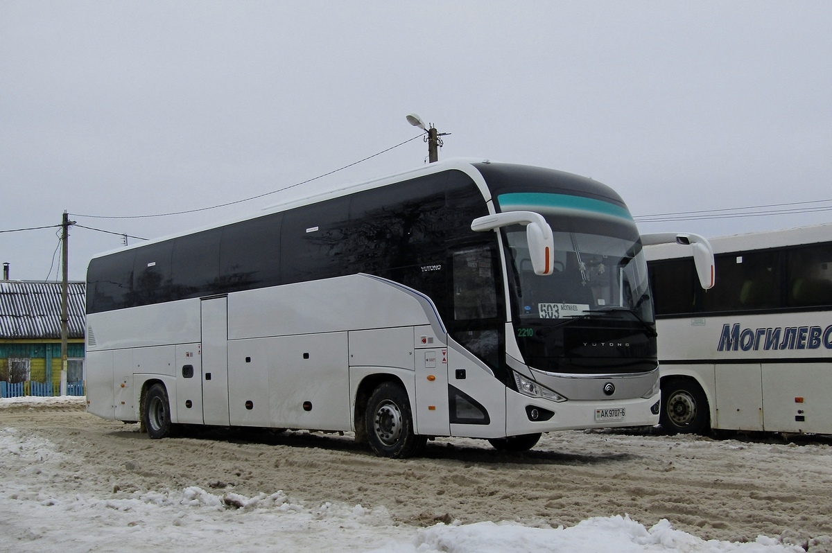 Mogilevská oblast, Yutong C12PRO (ZK6128H) č. 2210