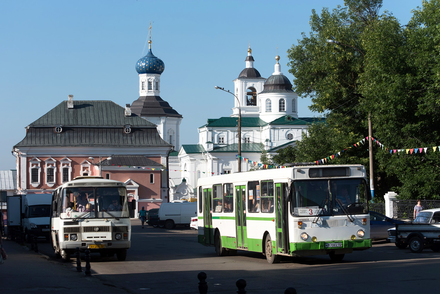 Нижегородская область, ПАЗ-32054 № АУ 205 52; Нижегородская область, ЛиАЗ-5256.00 № К 870 ВХ 152