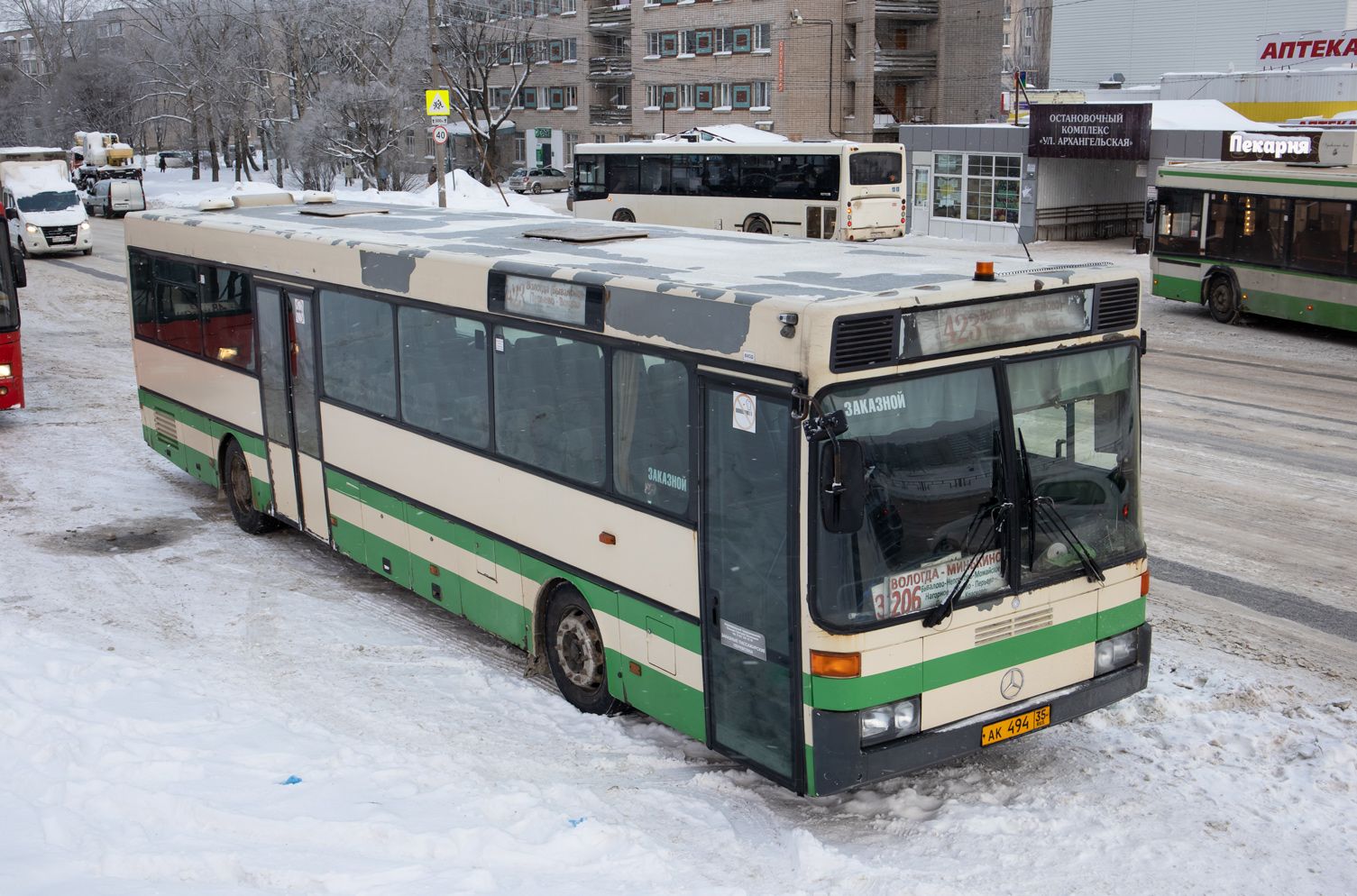 Вологодская область, Mercedes-Benz O407 № АК 494 35; Вологодская область, НефАЗ-5299-30-42 № Е 627 УС 35