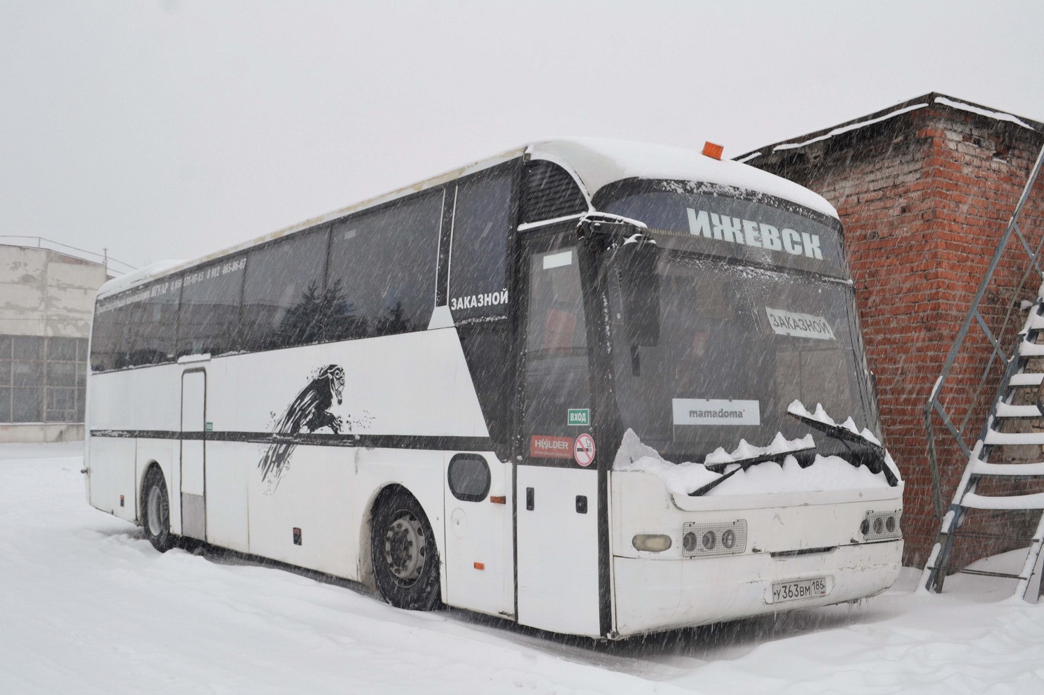 Удмуртия, Neoplan N316SHD Euroliner № У 363 ВМ 186