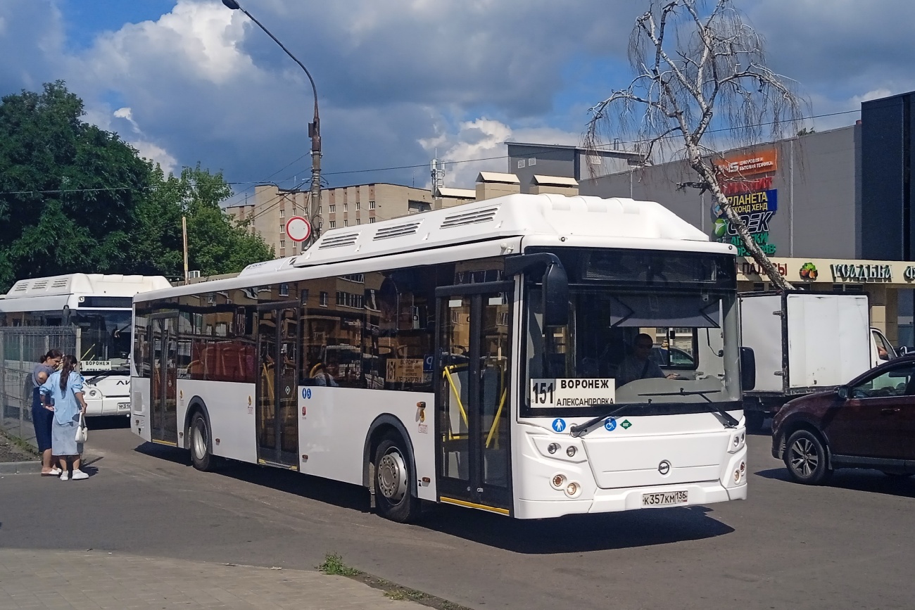 Воронежская область, ЛиАЗ-5292.67 (CNG) № К 357 КМ 136