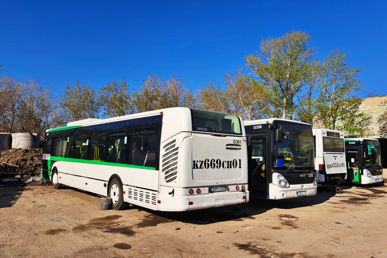 Astana, Irisbus Citelis 12M # G361; Astana, MAN A74 Lion's Classic SL283 # G016; Astana, Irisbus Citelis 12M # G365; Astana — Bus depot