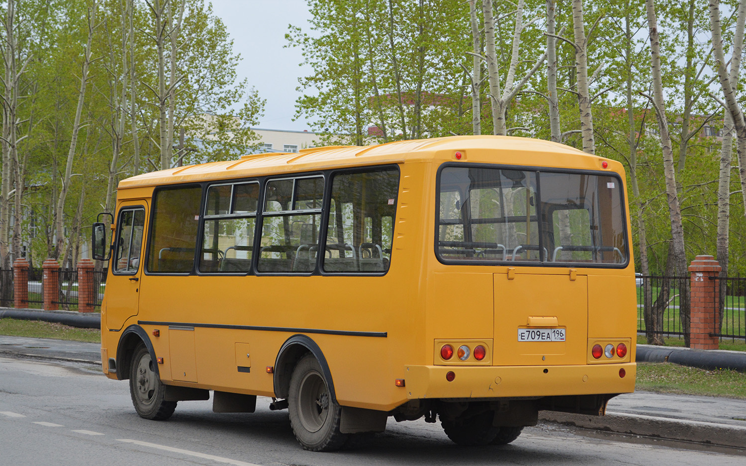 Тюменская область, ПАЗ-32053-60 № Е 709 ЕА 196