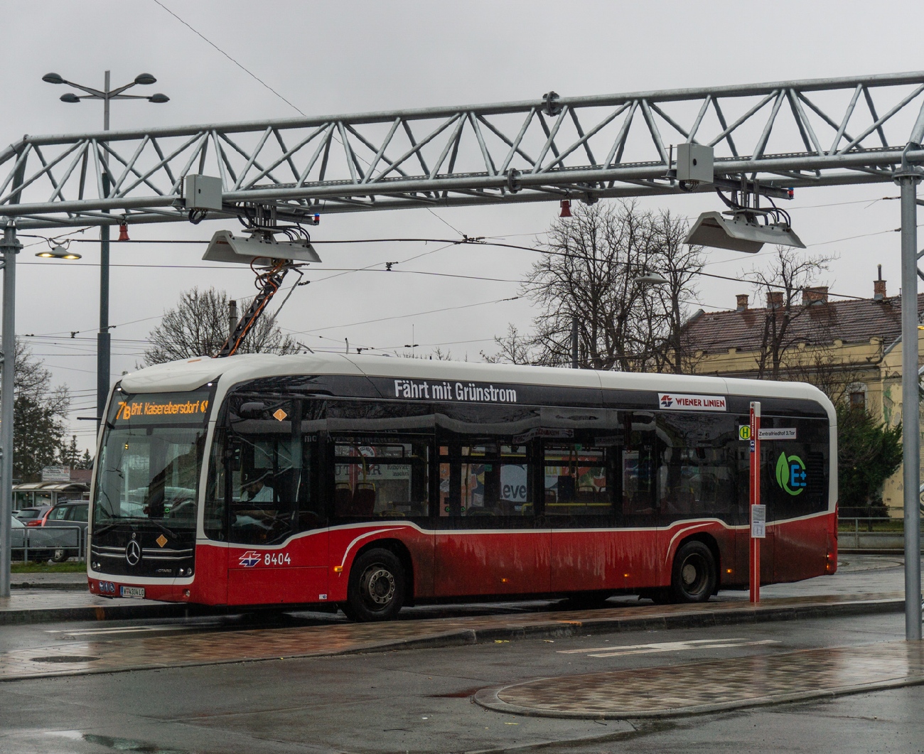 Rakousko, Mercedes-Benz eCitaro č. 8404