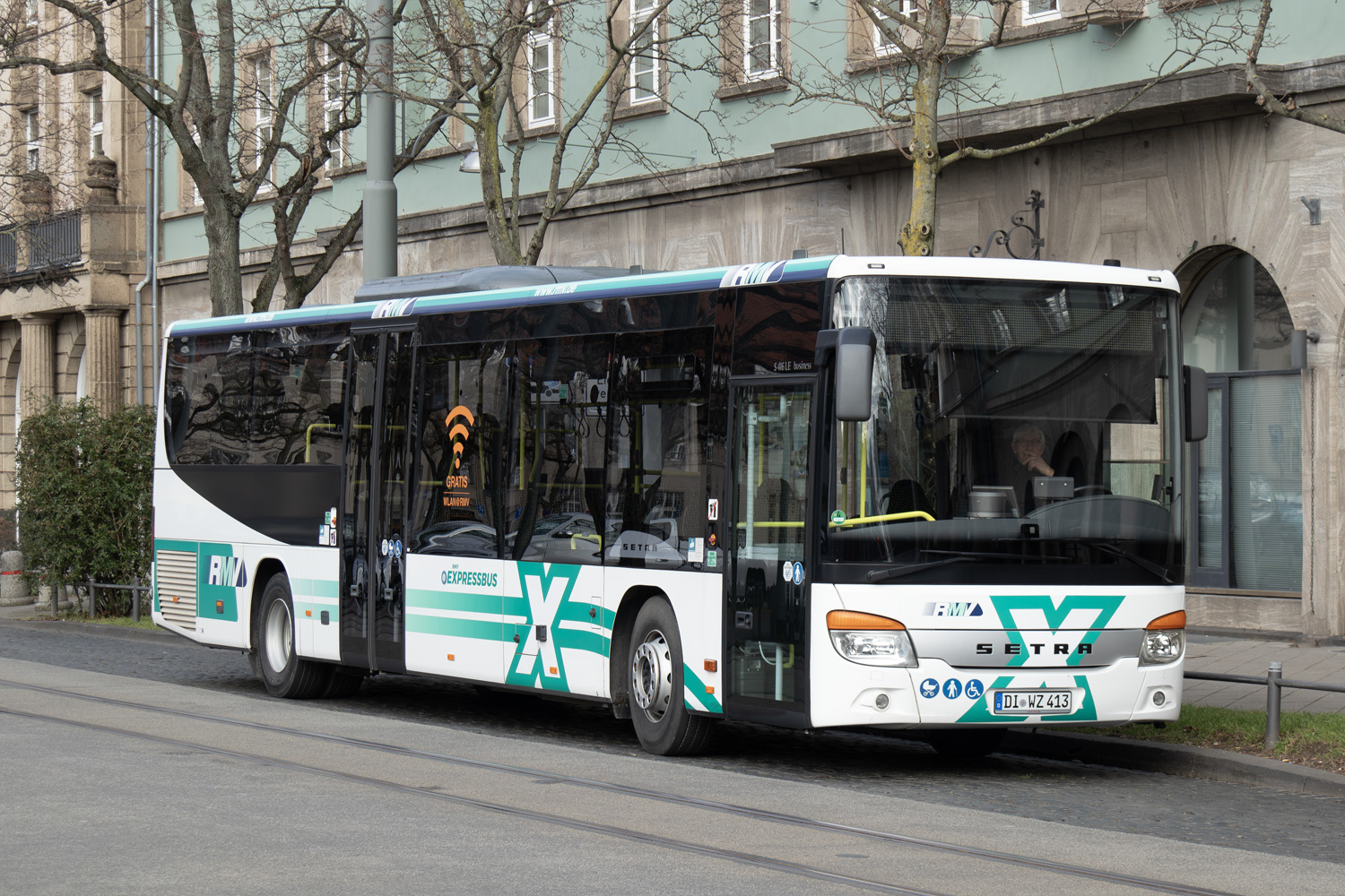 Гессен, Setra S416LE business № DI-WZ 413