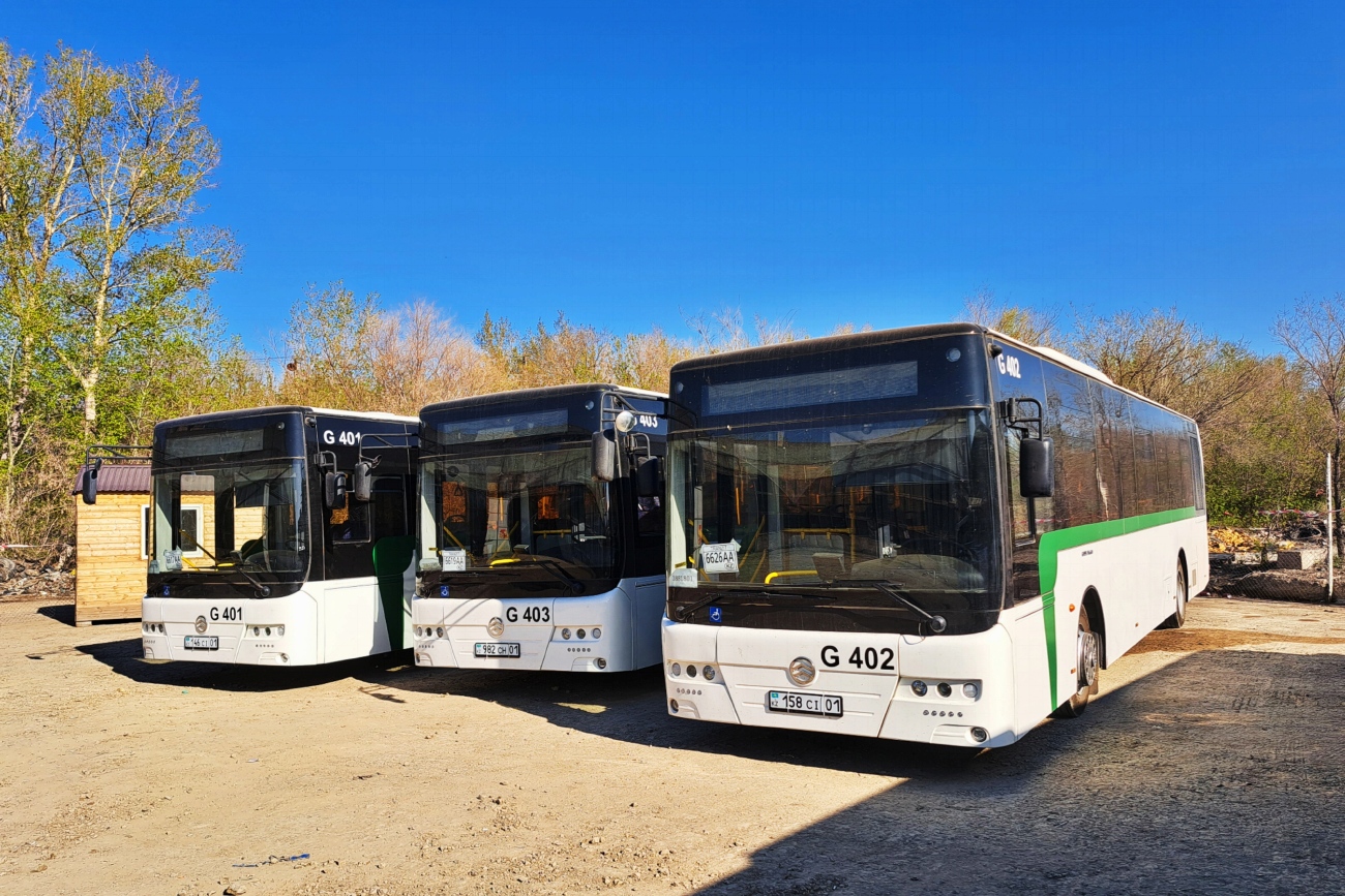 Astana, Golden Dragon XML6125CR (Hyundai Trans Auto) Nr. G402; Astana — Bus depot