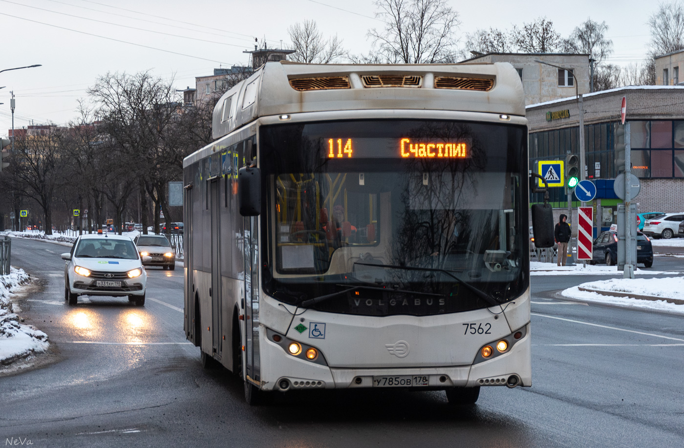 Saint Petersburg, Volgabus-5270.G2 (CNG) # 7562