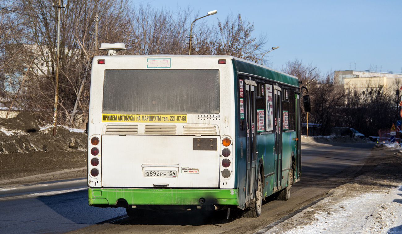 Новосибирская область, ЛиАЗ-5256.36 № В 892 РЕ 154