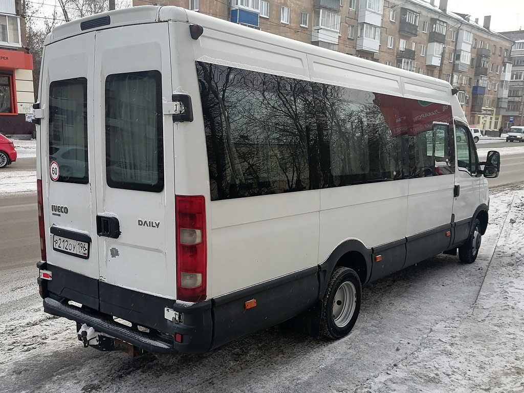 Свердловская область, Нижегородец-2227UU (IVECO Daily) № Р 212 ОУ 196