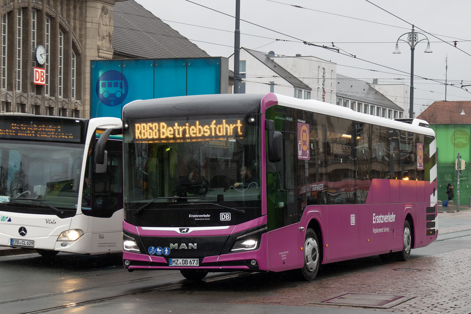 Рейнланд-Пфальц, MAN 43C Lion's Intercity LE 13 LEÜ360 EfficientHybrid № MZ-DB 673; Гессен — SEV · Main-Neckar-Bahn · Mannheim <> Darmstadt · 02.02.2024 — 26.02.2024