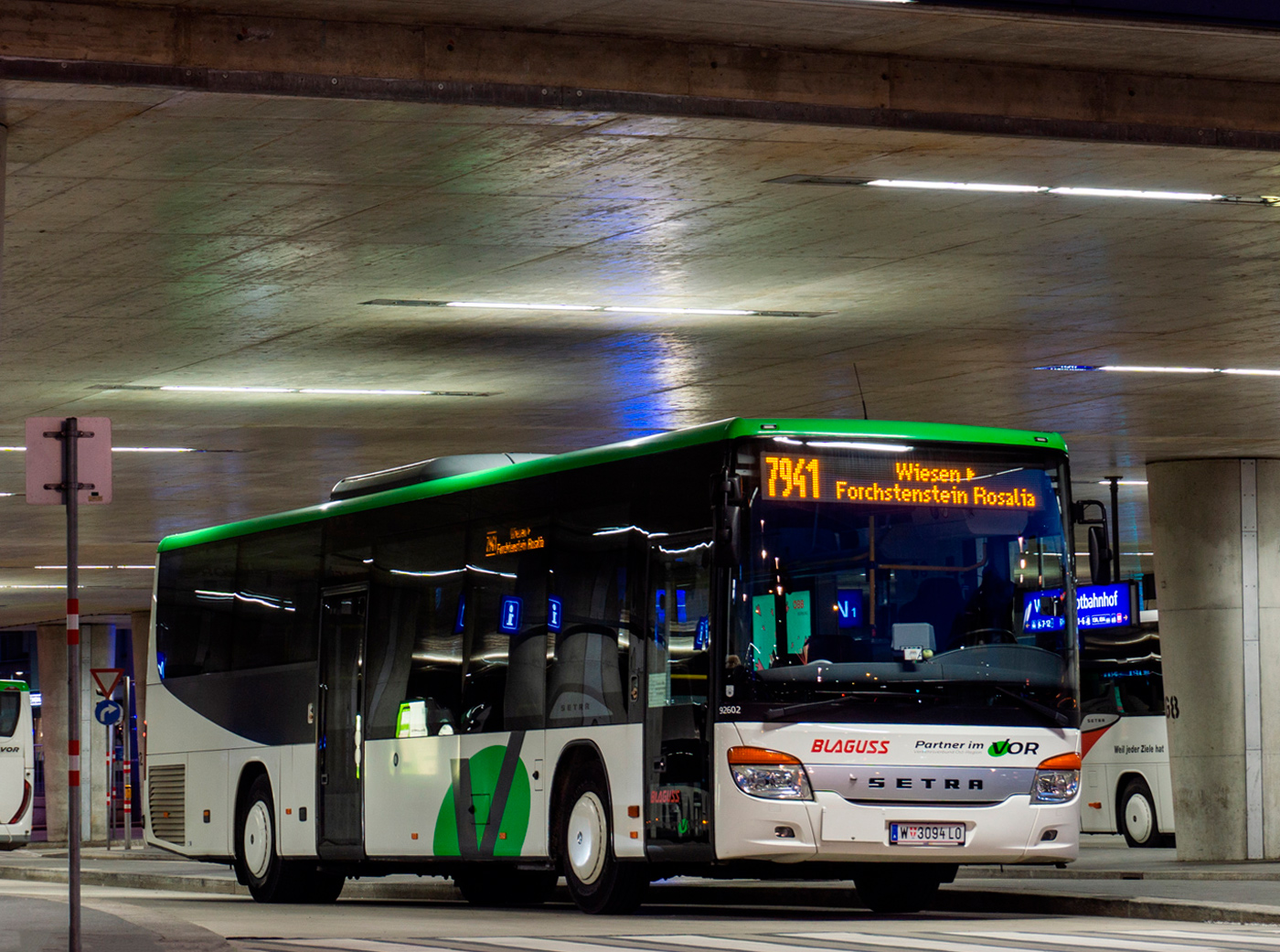 Аўстрыя, Setra S416LE business № 92602