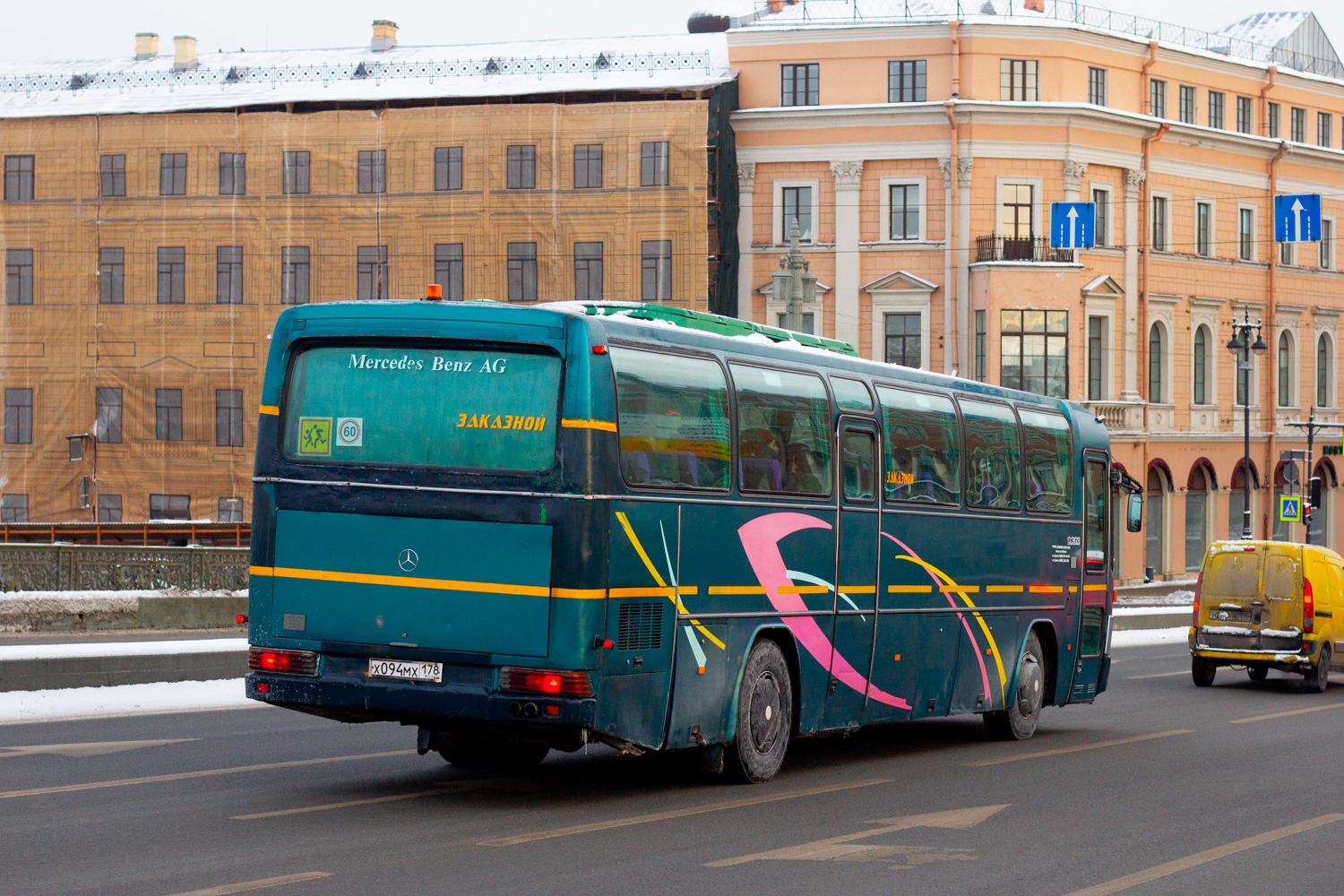 Sankt Petersburg, Mercedes-Benz O303-15RHS Lider Nr. Х 094 МХ 178