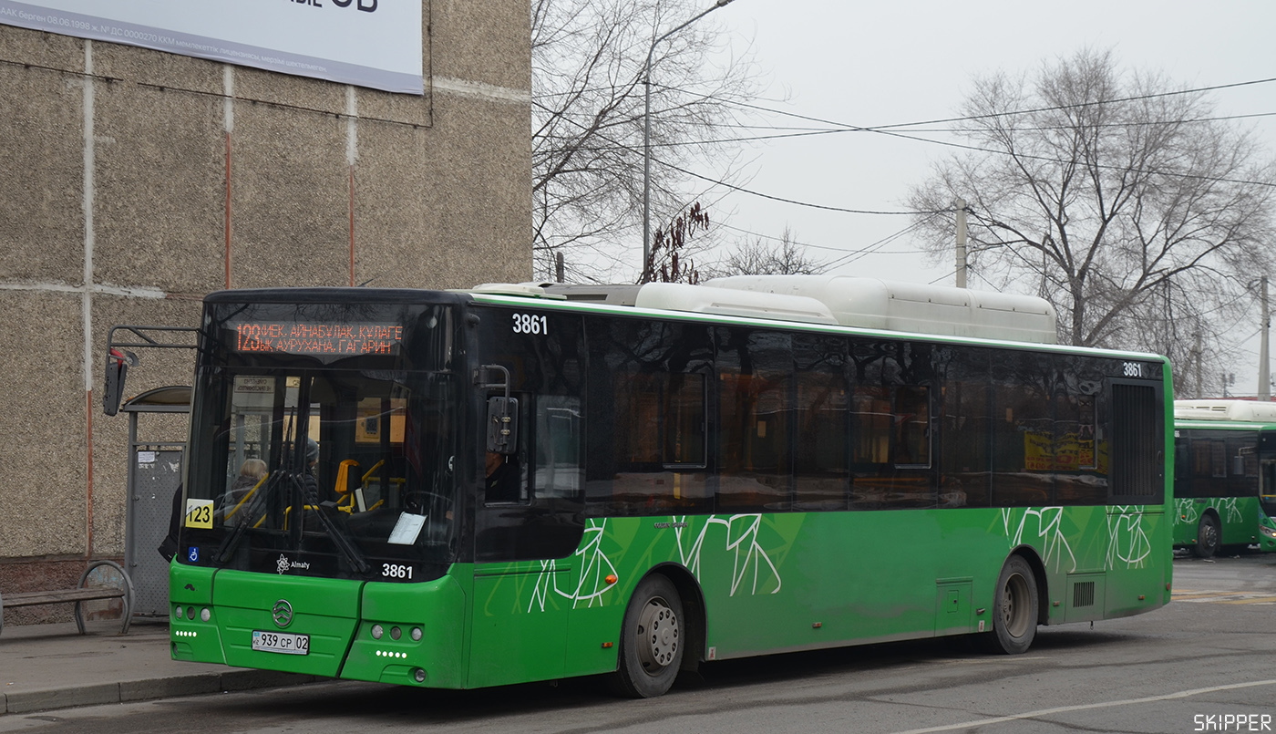 Алматы, Golden Dragon XML6125CN (Hyundai Trans Auto) № 3861