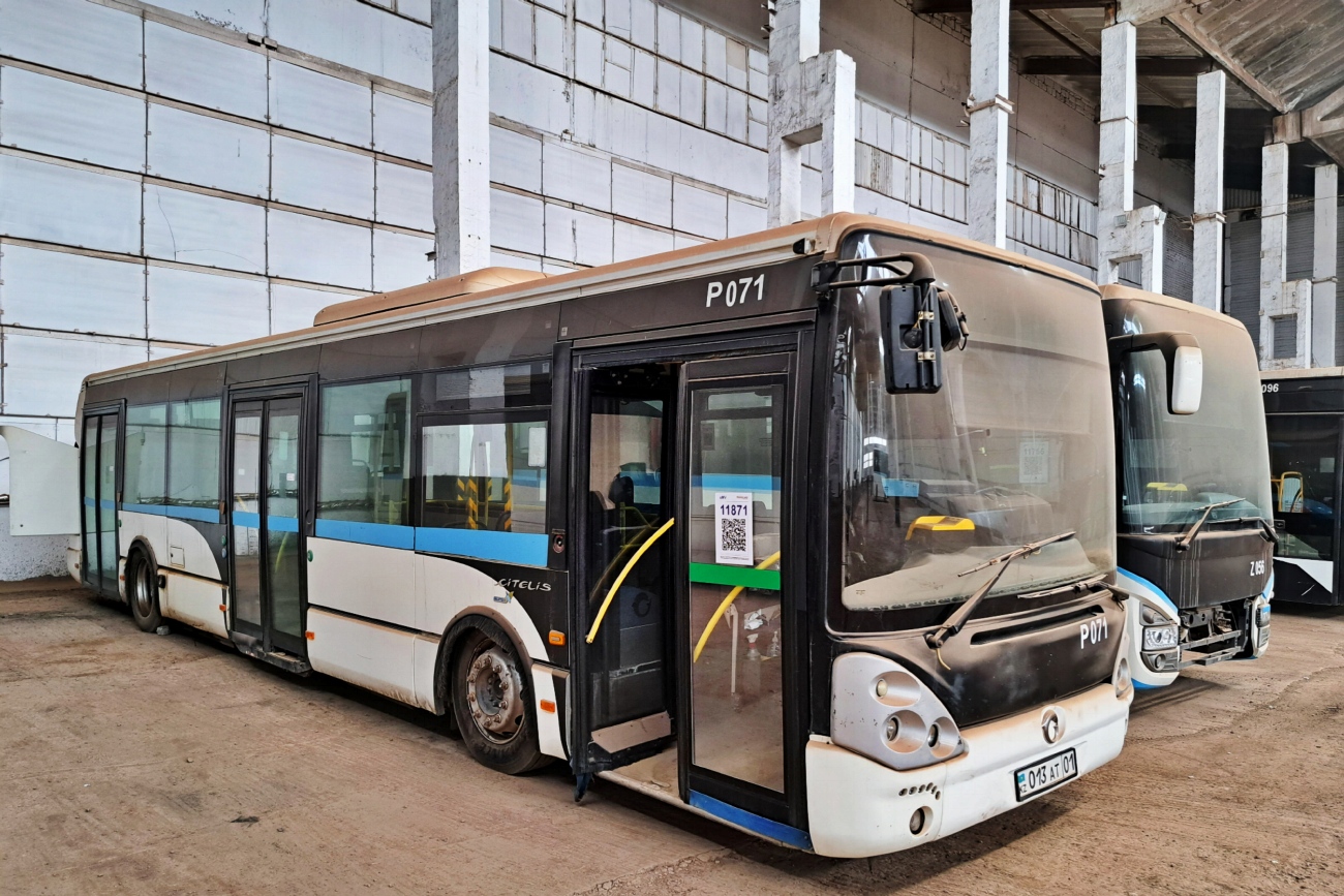 Астана, Irisbus Citelis 12M № P071; Астана, IVECO Crossway LINE 13M (СарыаркаАвтоПром) № Z056