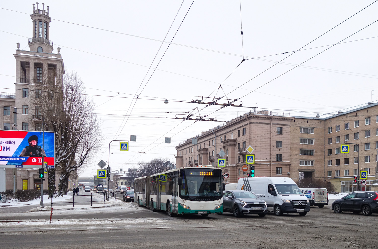 Szentpétervár, Volgabus-6271.00 sz.: 5565