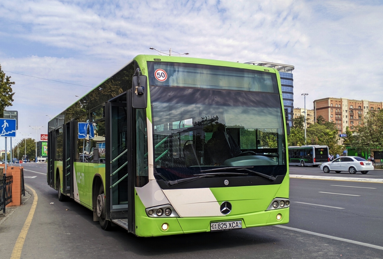 Узбекистан, Mercedes-Benz Conecto II № 02071