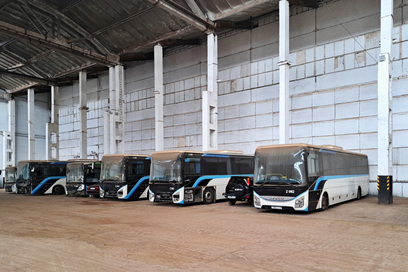 Астана, IVECO Crossway LINE 13M (СарыаркаАвтоПром) № Z048; Астана, IVECO Crossway LINE  13M № Z053; Астана, IVECO Crossway LINE 13M (СарыаркаАвтоПром) № Z062; Астана — Автопарки