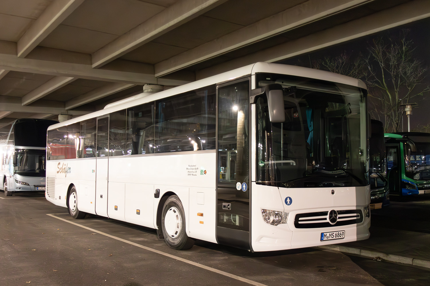 Бавария, Mercedes-Benz Intouro III № M-MS 6869