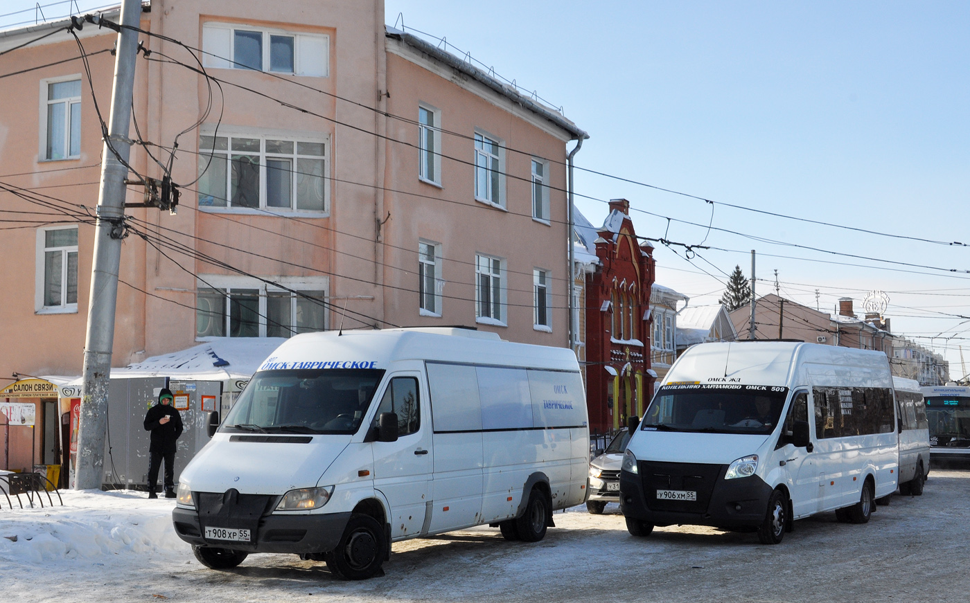 Омская область, Луидор-223237 (MB Sprinter Classic) № Т 908 ХР 55; Омская область, ГАЗ-A65R52 Next № У 906 ХМ 55