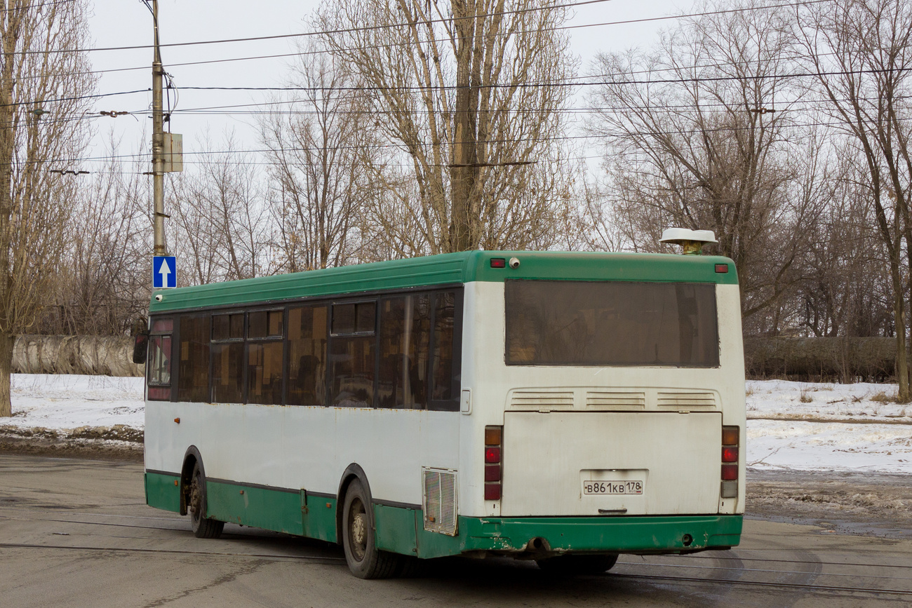 Saratov region, LiAZ-5293.53 # В 861 КВ 178