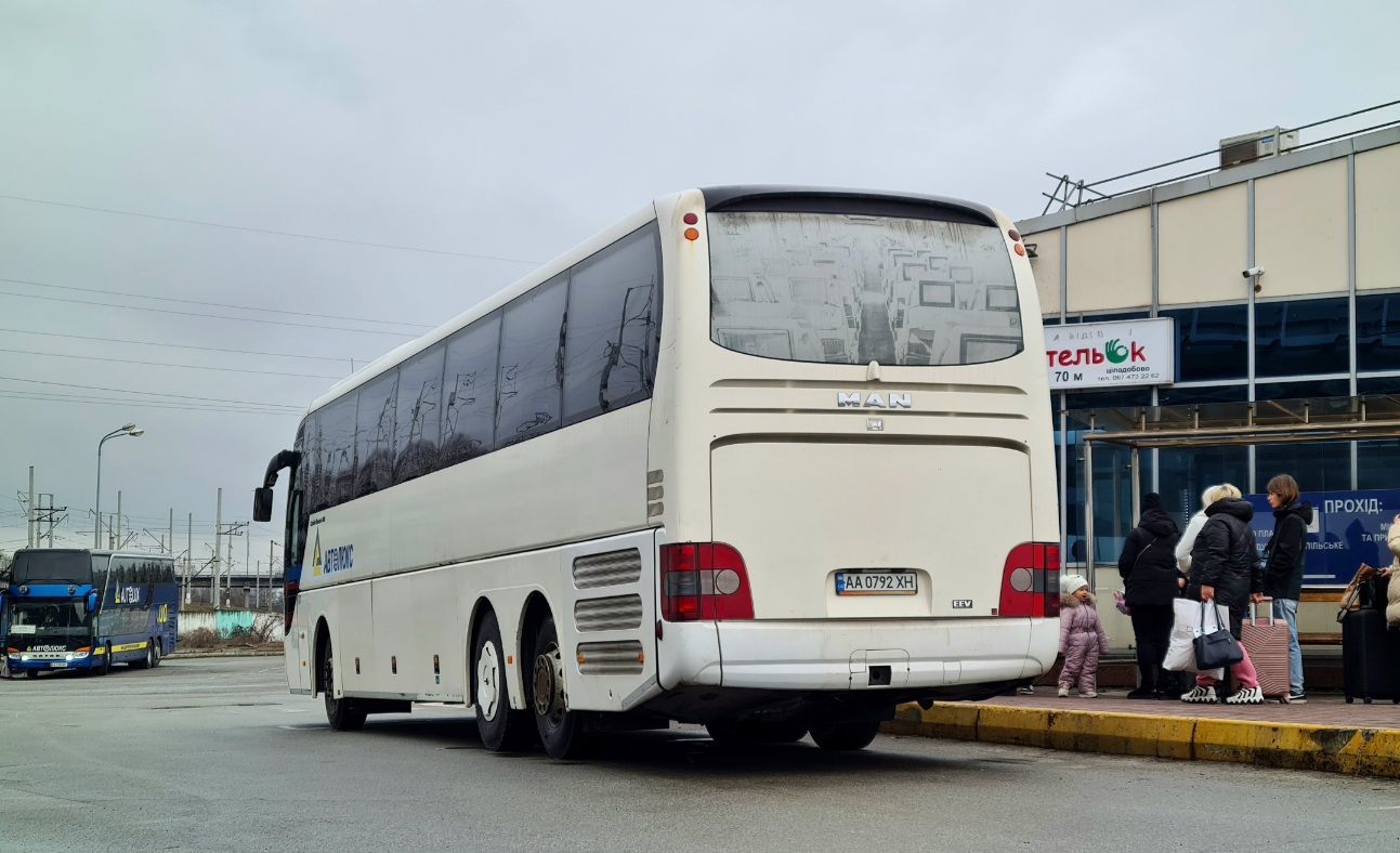 Киев, MAN R08 Lion's Coach L RHC444 L № 761