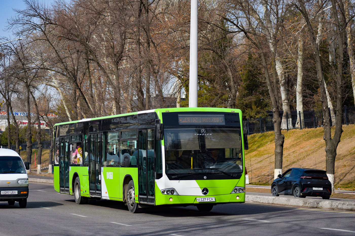 Өзбекстан, Mercedes-Benz Conecto II № 04060