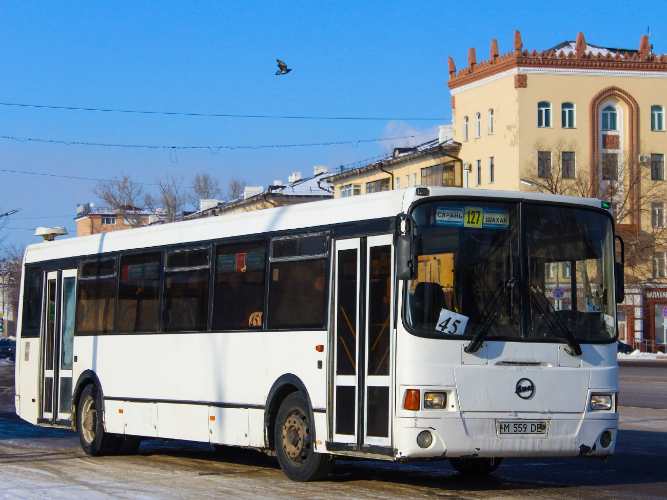 Карагандинская область, ЛиАЗ-5256.53-01 № M 559 DE