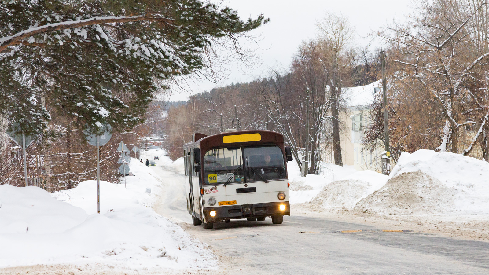 Свердловская область, Mercedes-Benz O305 № КВ 300 66