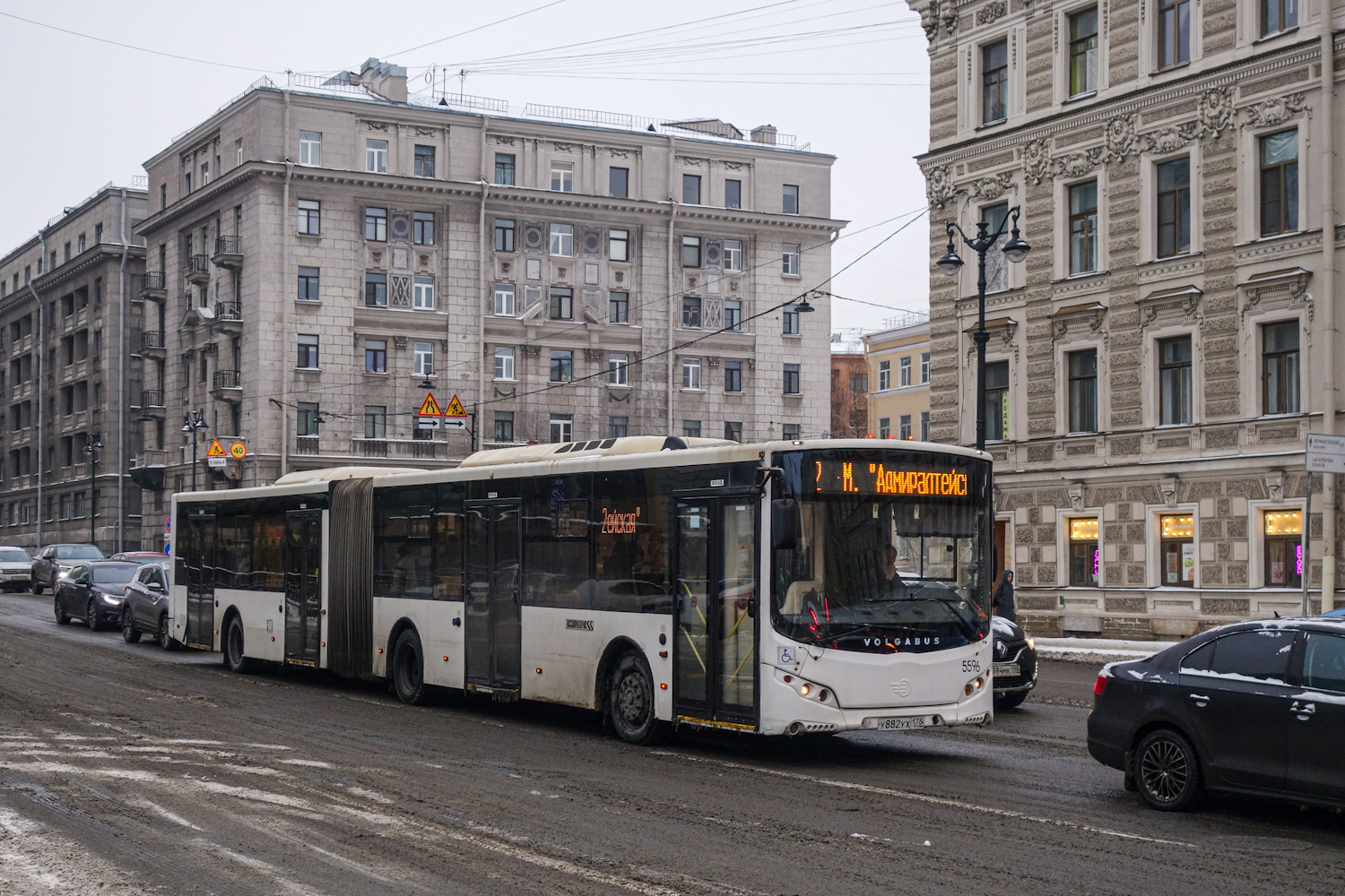 Sankt Petersburg, Volgabus-6271.05 Nr 5596