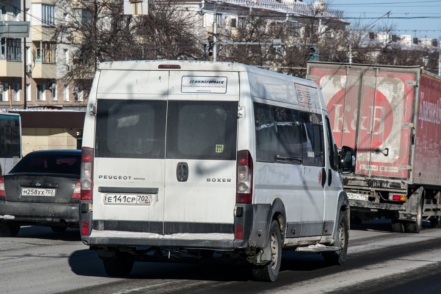 Башкортостан, Нижегородец-2227SK (Peugeot Boxer) № Е 141 СР 702