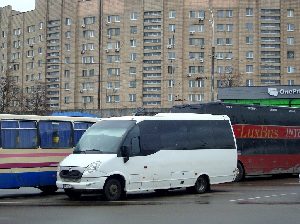 Николаевская область, Indcar Wing (все) № BE 8257 EX