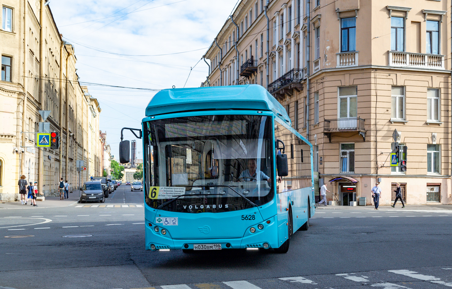 Szentpétervár, Volgabus-5270.G4 (CNG) sz.: 5628