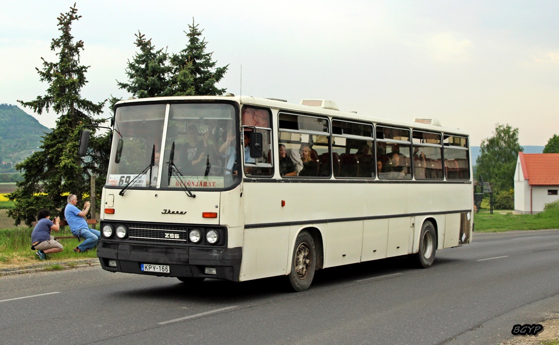 Венгрия, Ikarus 256.75 № KPY-166; Венгрия — III. Nemzetközi Ikarus Találkozó, Tapolca (2022)