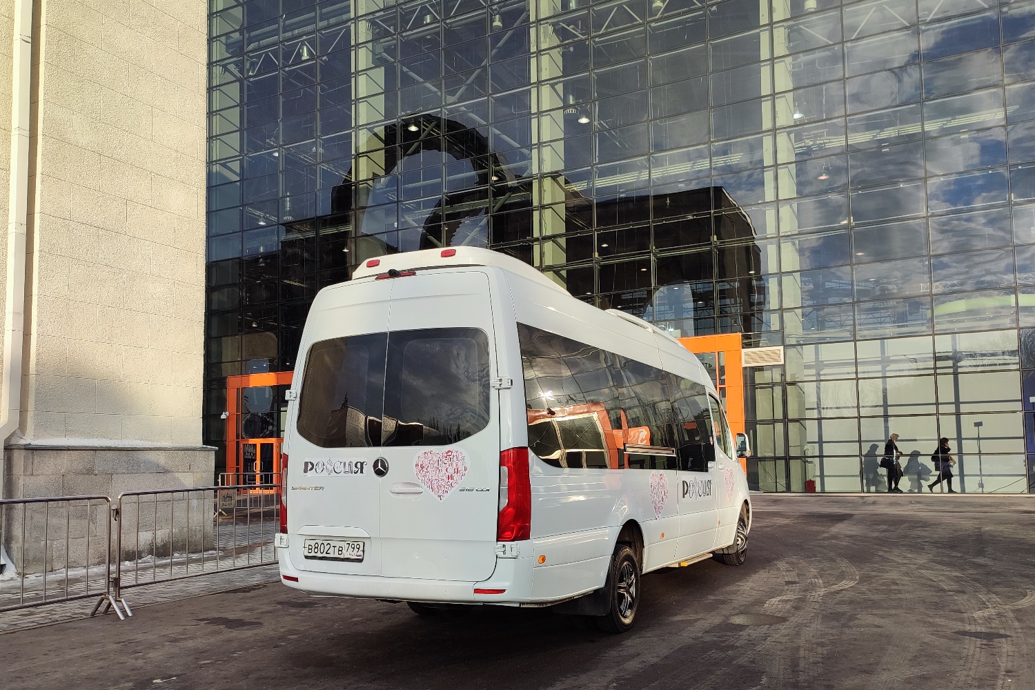 Μόσχα, Mercedes-Benz Sprinter W907 516CDI # В 802 ТВ 799
