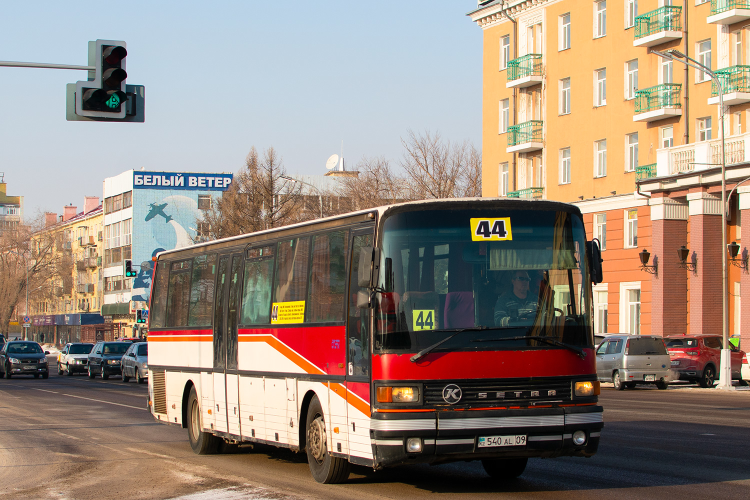 Карагандинская область, Setra S215UL № 540 AL 09