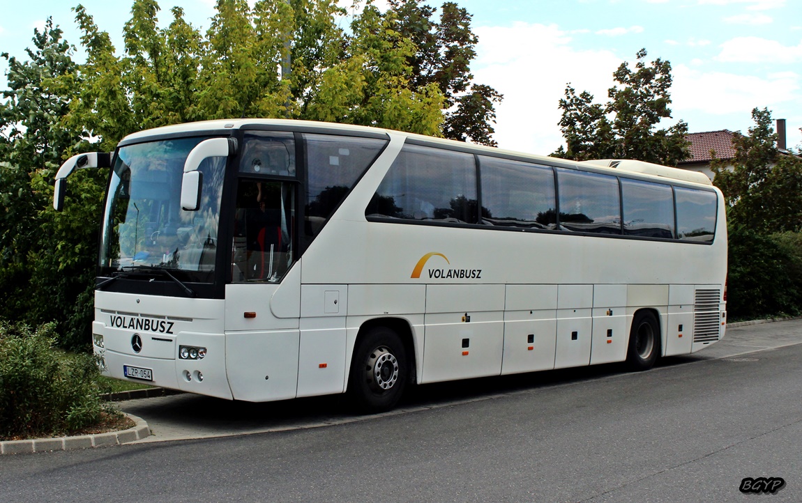 Венгрия, Mercedes-Benz O350-15RHD Tourismo № LZR-054