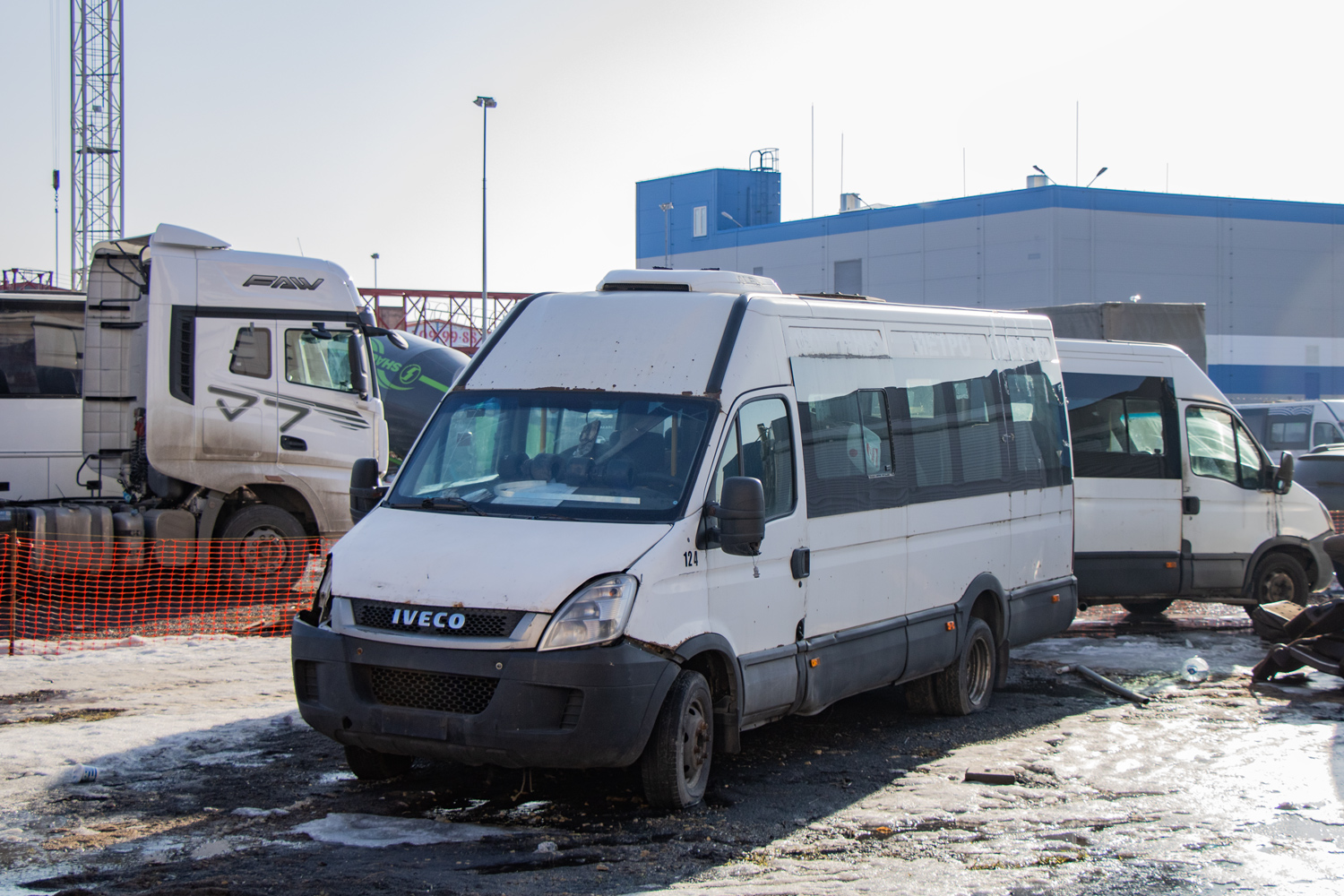 Санкт-Петербург, Нижегородец-2227UU (IVECO Daily) № В 738 ЕК 178