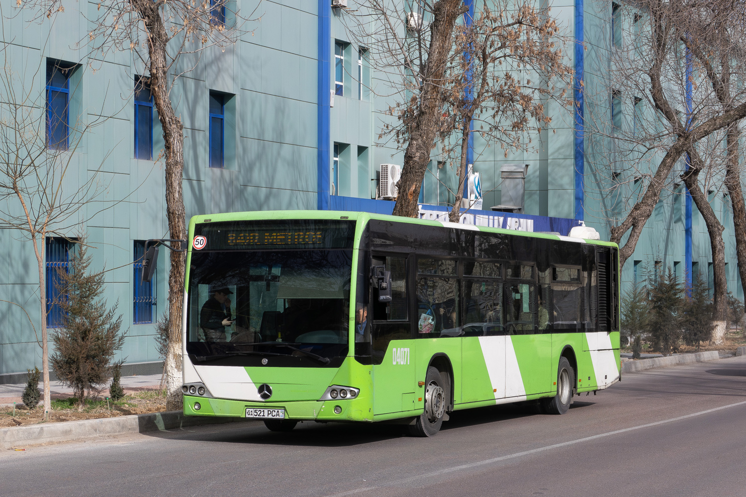 Өзбекстан, Mercedes-Benz Conecto II № 04071