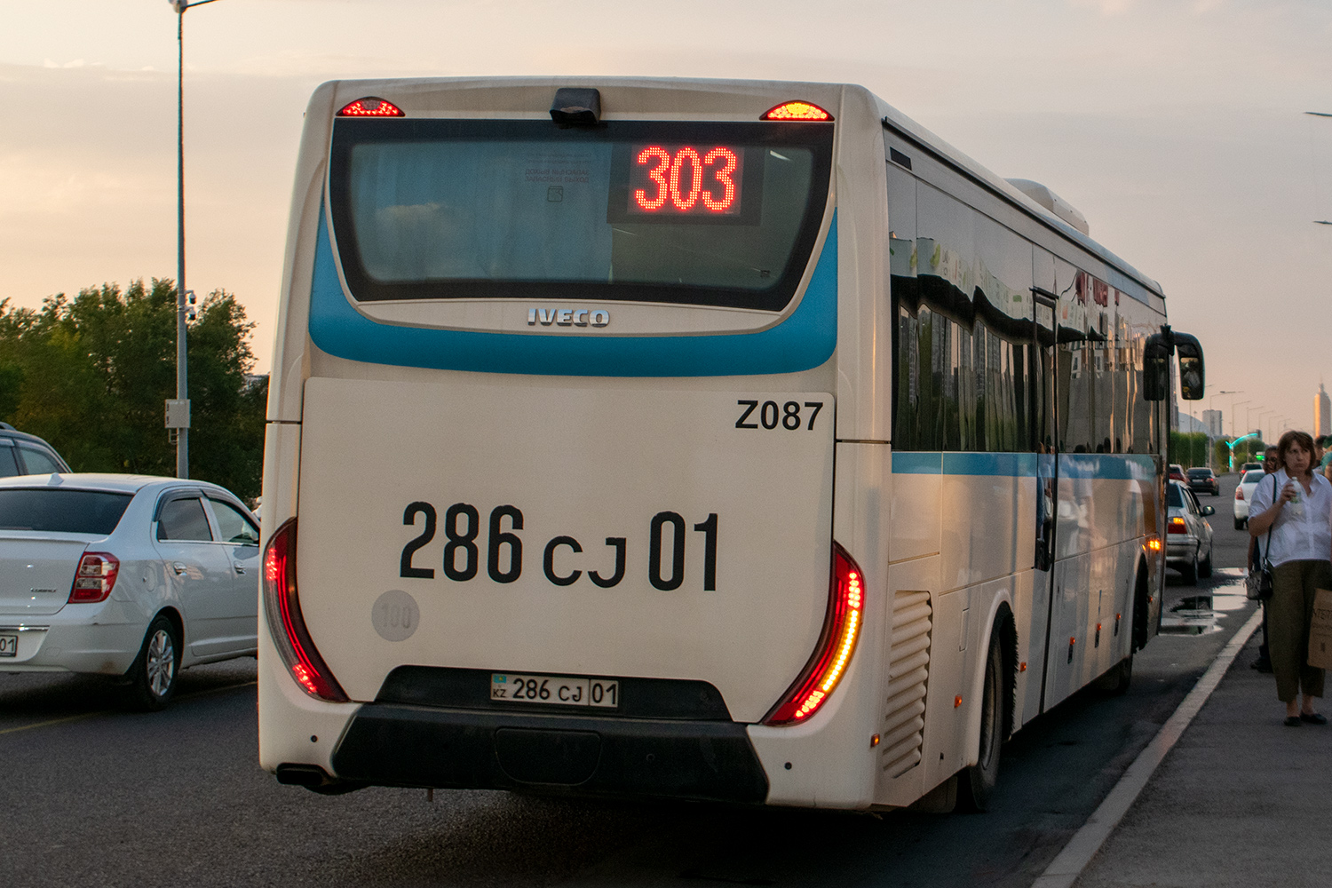 Астана, IVECO Crossway LINE 13M (СарыаркаАвтоПром) № Z087